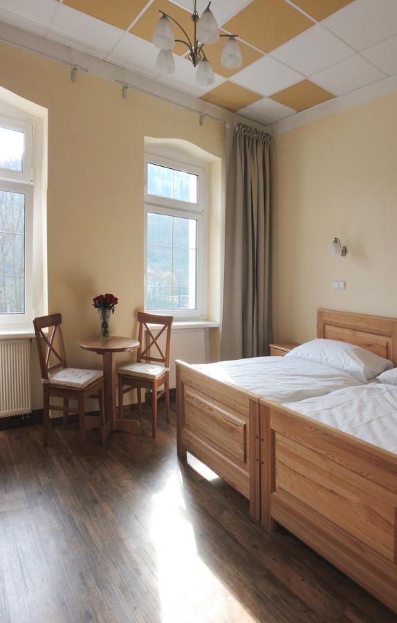 Hotel Orix Jachymov Ngoại thất bức ảnh
