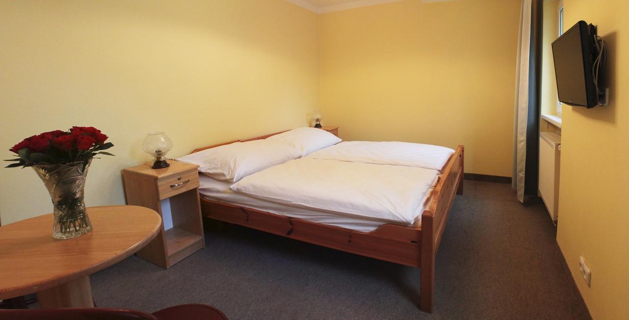 Hotel Orix Jachymov Ngoại thất bức ảnh